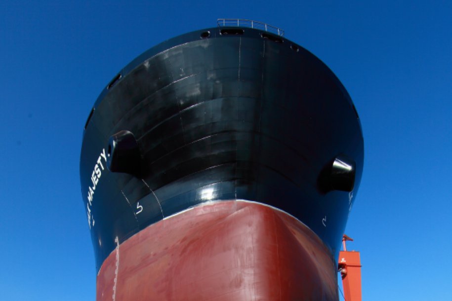 International organizations generally forecast that global trade will maintain growth in 2025